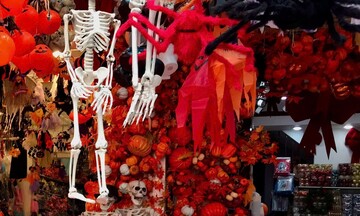 Vì sao màu cam và đen luôn xuất hiện trong lễ hội Halloween?