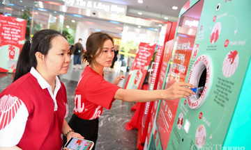 Chai nhựa phế thải và ước mơ xây dựng đô thị xanh của người trẻ Thủ đô