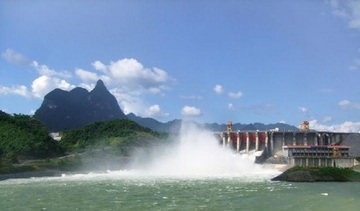 Đóng cửa xả đáy hồ thủy điện Tuyên Quang vào 18h ngày 24/10