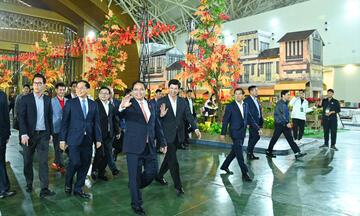 Thủ tướng Phạm Minh Chính kiểm tra tổng duyệt Hội chợ Mùa Thu lần thứ nhất - 2025