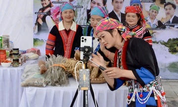 Tạo động lực phát triển thị trường, nâng tầm sản phẩm Lai Châu