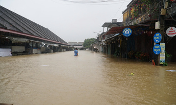 Huế, Đà Nẵng: Chủ động cắt điện để đảm bảo an toàn trong mưa lũ