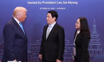 Chủ tịch nước gặp Tổng thống Hoa Kỳ và lãnh đạo các nước dự APEC 2025