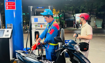 Giá xăng dầu hôm nay 30/10/2025: Tiếp đà tăng 