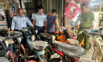 Cà Mau: Tăng cường kiểm tra nhiều nhóm hàng hóa dịp cuối năm