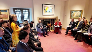 Tiến sĩ Nguyễn Thị Phương Thảo tiếp tục mở rộng hợp tác với Oxford