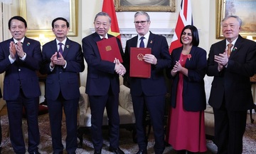 Tuyên bố chung nâng cấp quan hệ Việt Nam-Anh lên Đối tác Chiến lược toàn diện