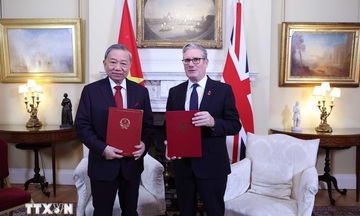 Việt Nam và Anh nâng cấp quan hệ lên Đối tác chiến lược toàn diện