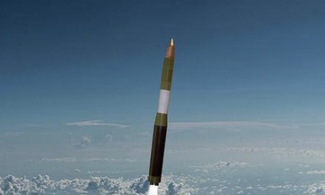 Minuteman III: ‘Mũi tên lạnh’ xuyên lục địa, tầm bắn hàng vạn km