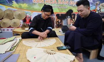 Hội chợ Mùa Thu: Sắc màu văn hóa vùng cao toả sáng giữa lòng Hà Nội