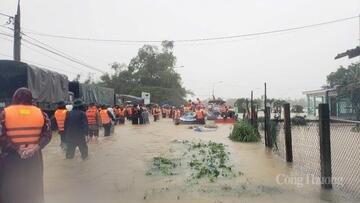 Áp thấp nhiệt đới có khả năng thành bão số 13, hướng vào miền Trung