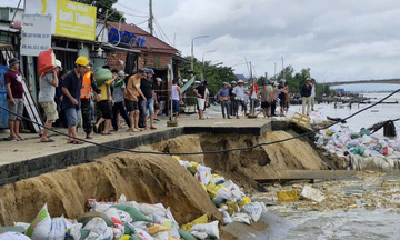 Hỗ trợ khẩn cấp 100 tỷ đồng cho Đà Nẵng khắc phục thiệt hại do mưa lũ