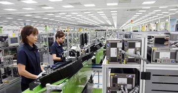 Bứt phá đầu quý IV: PMI sản xuất Việt Nam tăng lên 54,5 điểm