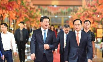 Toàn cảnh Lễ bế mạc Hội chợ Mùa Thu lần thứ nhất - 2025