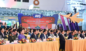 Chùm ảnh: Lễ bế mạc Hội chợ Mùa Thu lần thứ nhất - 2025