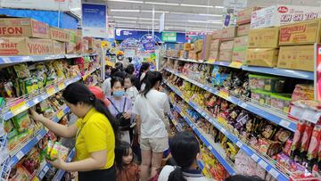 Saigon Co.op giảm giá đến 49% thực phẩm thiết yếu trước bão Kalmaegi