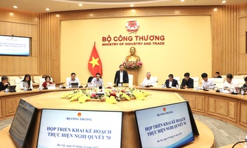 Chùm ảnh: Bộ Công Thương họp triển khai Nghị quyết 70