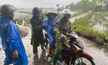 Đà Nẵng: Khẩn trương di dời dân, tiếp tục hạ mực nước 3 hồ thủy điện