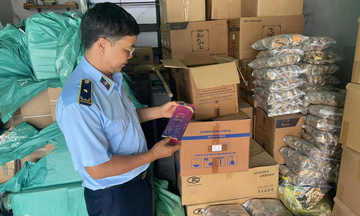 Lào Cai triển khai cao điểm chống buôn lậu, kiểm soát thị trường