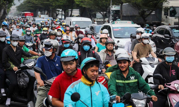 Hoán cải xe máy xăng thành điện: Cần bước đi thận trọng