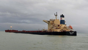 Yêu cầu chủ tàu Star Bueno bơm ngay 2.200 tấn dầu ra khỏi tàu trước khi di chuyển