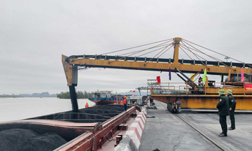 Thi đua sản xuất chào mừng ngày truyền thống công nhân vùng Mỏ