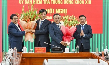 Hội nghị bàn giao công tác Chủ nhiệm Ủy ban Kiểm tra Trung ương