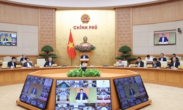 Thủ tướng chủ trì phiên họp Chính phủ thường kỳ, trực tuyến với 34 địa phương