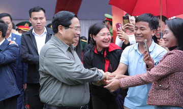 Thủ tướng: 'Cả nước hướng về biên cương, vì tương lai con em đồng bào các dân tộc'