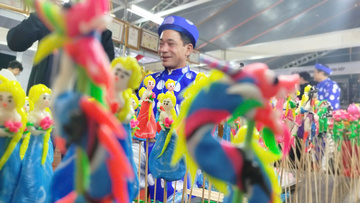 Về nơi gìn giữ 'hồn cốt', đưa làng nghề cất cánh trong nhịp sống số