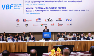 Thủ tướng Chính phủ: Quyết liệt cắt giảm, đơn giản thủ tục hành chính