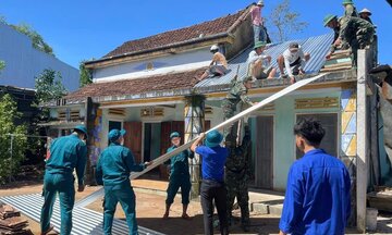 Khắc phục hậu quả bão lũ, đảm bảo người dân có nhà mới đón Tết 