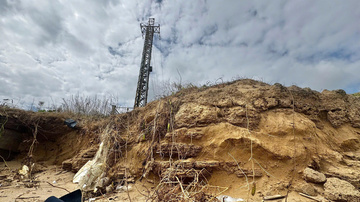 Quảng Ngãi: Cáp ngầm xuyên biển cấp điện Lý Sơn bị sóng đánh lộ thiên