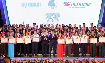 'Chia sẻ cùng thầy cô' vinh danh 80 nhà giáo tiêu biểu