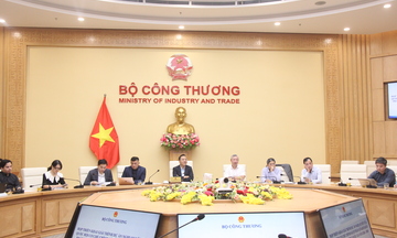 Bộ Công Thương làm rõ vướng mắc trong dự thảo nghị quyết năng lượng