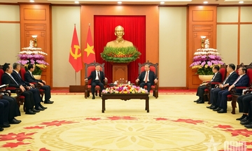 Thúc đẩy thương mại Việt Nam-Trung Quốc phát triển cân bằng, bền vững