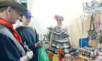 Khai mạc Festival bảo tồn và phát triển làng nghề quốc tế 2025