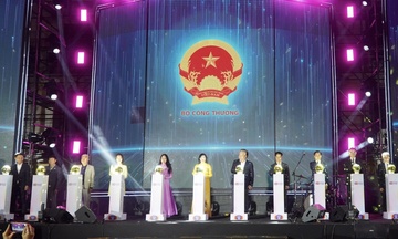 Online Friday 2025 lan tỏa niềm tin và trải nghiệm mua sắm trực tuyến