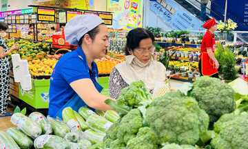 Saigon Co.op giảm giá rau củ, thịt cá đến 30%, ưu đãi lớn nhất năm