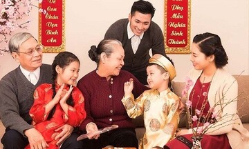 Ý nghĩa của phong tục “Mùng 1 Tết cha, mùng 2 Tết mẹ, mùng 3 Tết thầy”