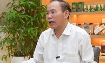 Thứ trưởng Phùng Đức Tiến: Việt Nam quyết tâm gỡ 'thẻ vàng' IUU