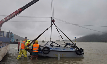 Công an tỉnh Lâm Đồng chi viện ứng cứu người dân vùng lũ Đắk Lắk