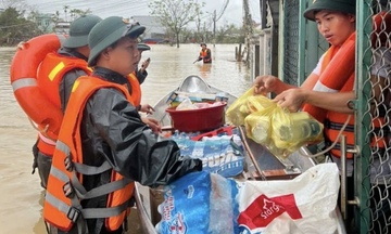 Tiếp sức Nhân dân vùng rốn lũ Gia Lai