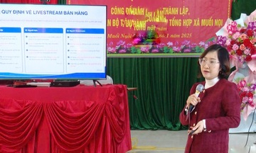 Thu hẹp khoảng cách số cho người dân Muổi Nọi