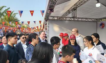 Sôi động Lễ hội hữu nghị Hoa Kỳ - Việt Nam tại Hà Nội