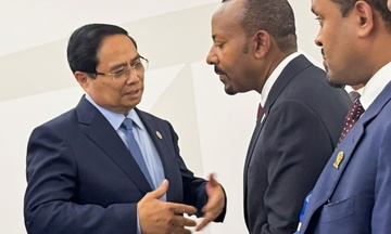 Thủ tướng đề nghị Ethiopia mở rộng thị trường, tạo thuận lợi thương mại song phương