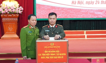 Công an TP. Hà Nội phát động ủng hộ đồng bào khắc phục hậu quả mưa lũ