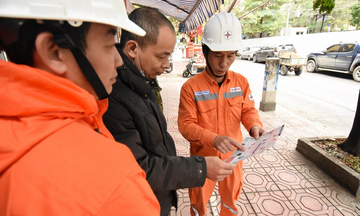 EVNHANOI khuyến cáo người dân Thủ đô tiết kiệm điện mùa rét