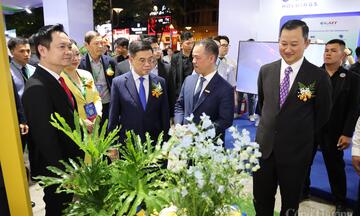 Khai mạc Không gian giới thiệu sản phẩm, dịch vụ tăng trưởng xanh