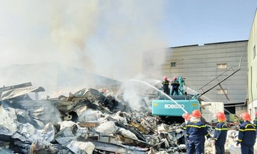 Phú Thọ: Cháy lớn tại Khu công nghiệp Khai Quang